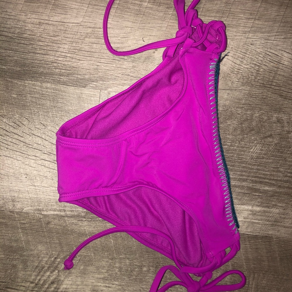 Bikini LOT - Picture 7 of 8